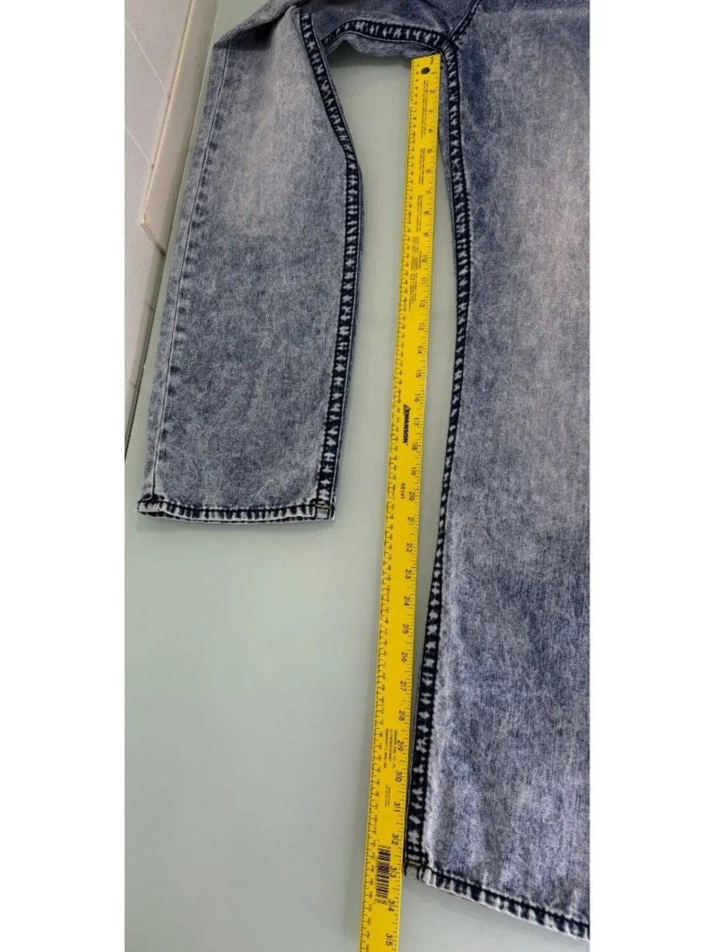 True Religion Acid Wash jeans Mens 34X33 Straight 100% Cotton Flap Pockets Y2K